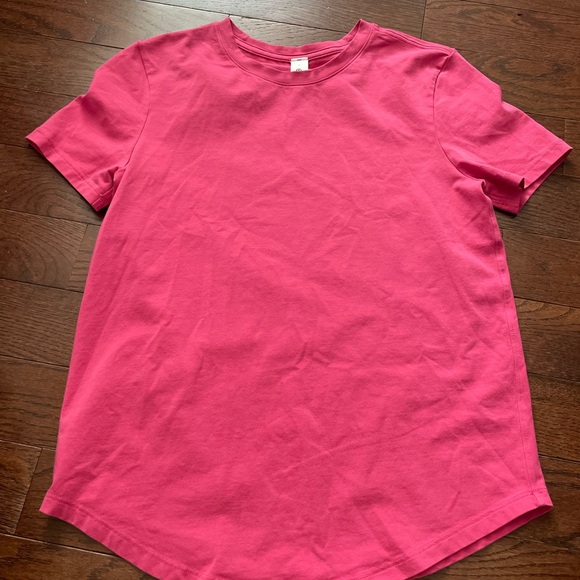lululemon athletica Tops - lululemon athletica Pink Short Sleeve Tee
